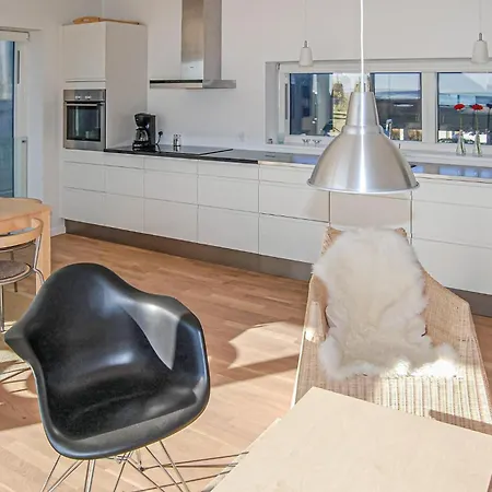 Hollaenderstraedet * Romo